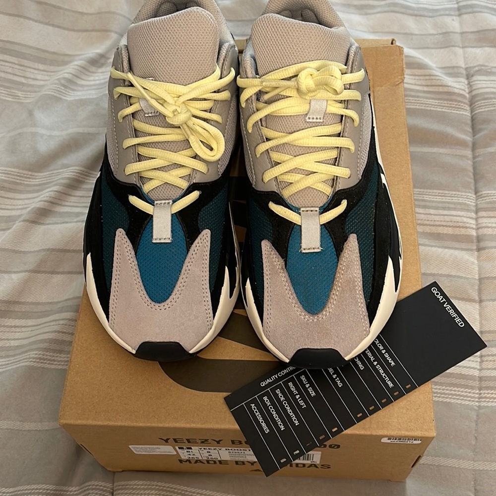 Worn a few times